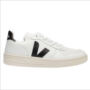 Veja V-10 Leather Black White Sneakers Size 10